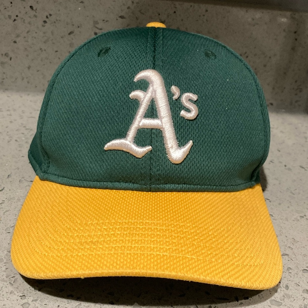 Oakland A’s adjustable hat